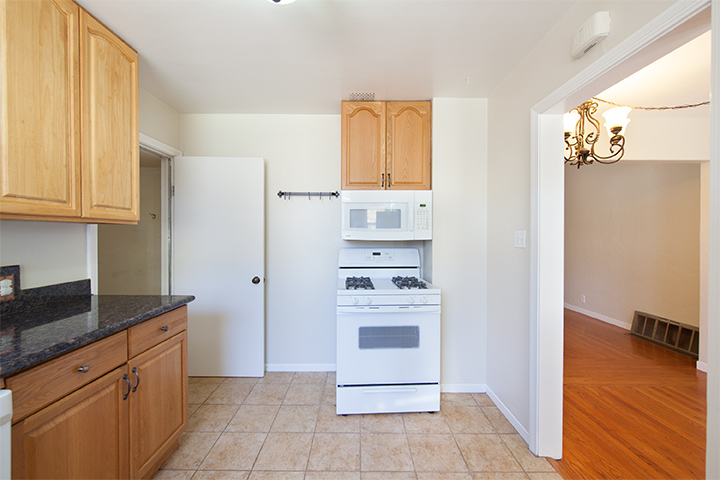 Kitchen (B) Picture - 1169 Fay St, Redwood City 94061 Kitchen (B) picture - 1169 Fay St, Redwood City 94061