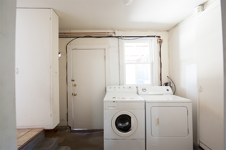 Laundry (A) picture - 1169 Fay St, Redwood City 94061