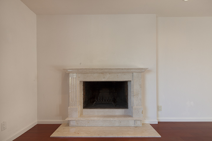 Fireplace picture - 3138 Flowers Ln, Palo Alto 94306