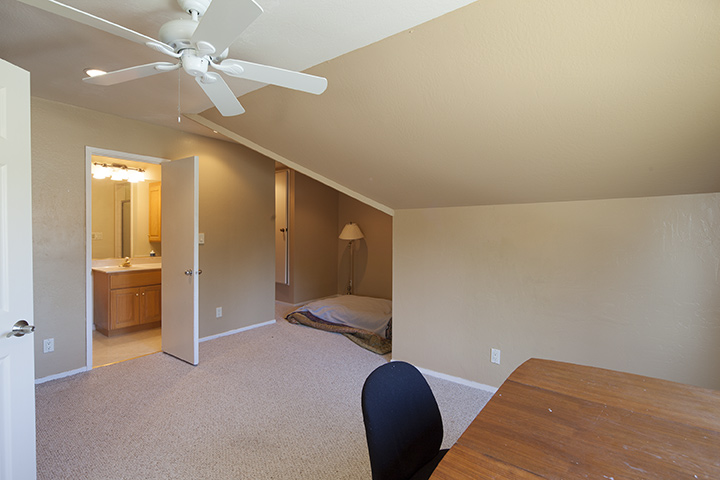 Upstairs Room picture - 3138 Flowers Ln, Palo Alto 94306