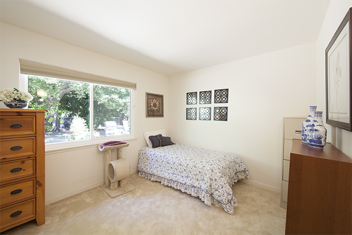 Bedroom 3 (A) picture - 1085 Golden Way, Los Altos 94024