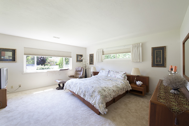 Master Bedroom (A) Picture - 1085 Golden Way, Los Altos 94024 Master Bedroom (A) picture - 1085 Golden Way, Los Altos 94024