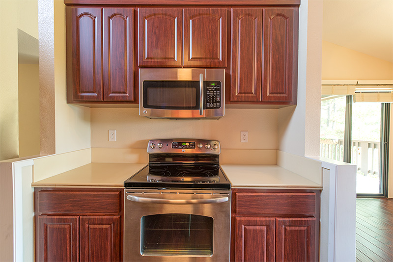 Kitchen (B) picture - 3327 La Mesa Dr 12, San Carlos 94070