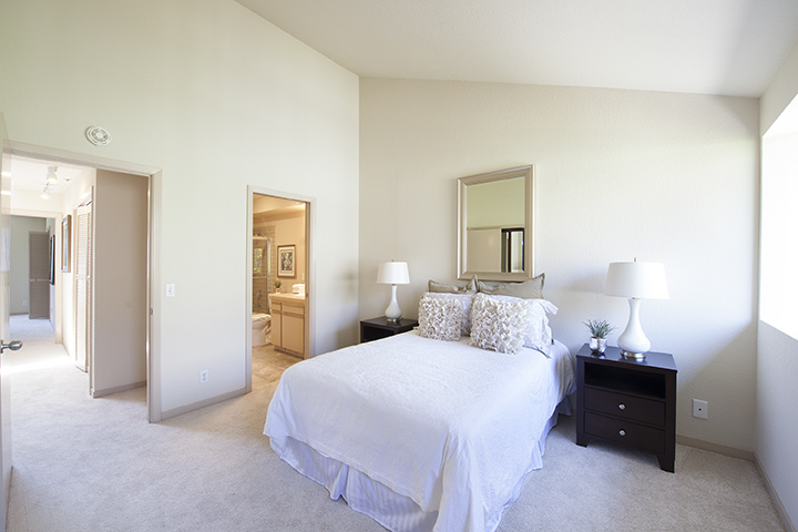 Bedroom 1 picture - 731 Loma Verde Ave, Unit B, Palo Alto 94303