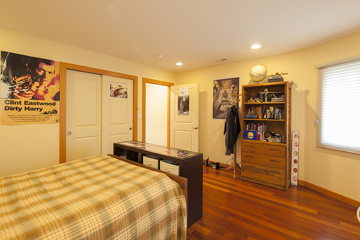 Bedroom 3 (B) picture - 1806 Mark Twain St, Palo Alto 94303
