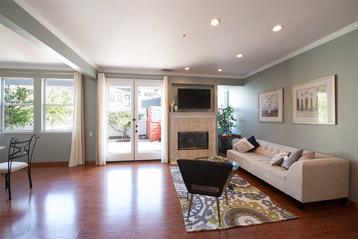 Living Room - 405 Mendocino Way, Redwood Shores
