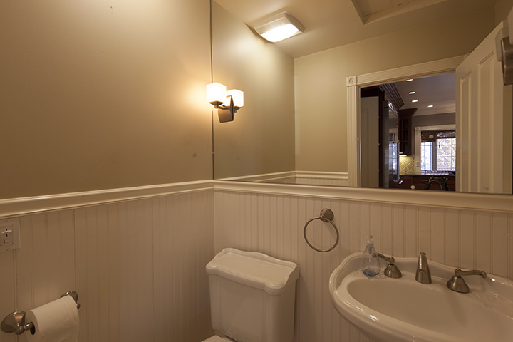 Half Bath (A) picture - 2342 Middlefield Rd, Palo Alto 94301
