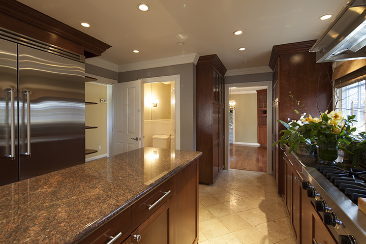 Kitchen (B) picture - 2342 Middlefield Rd, Palo Alto 94301