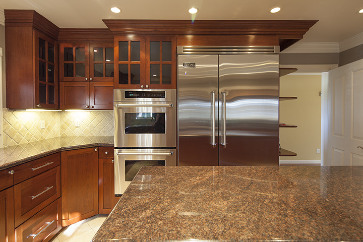Kitchen (C) picture - 2342 Middlefield Rd, Palo Alto 94301