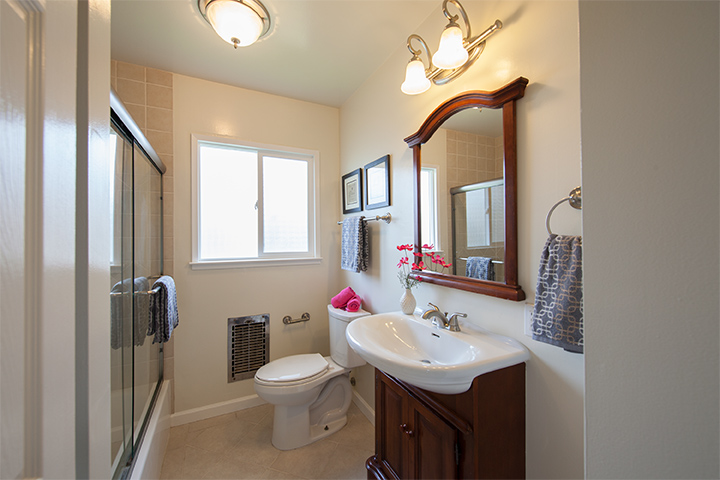 Bathroom 2 (A) Picture - 4897 Miramar Ave, San Jose 95129 Bathroom 2 (A) picture - 4897 Miramar Ave, San Jose 95129