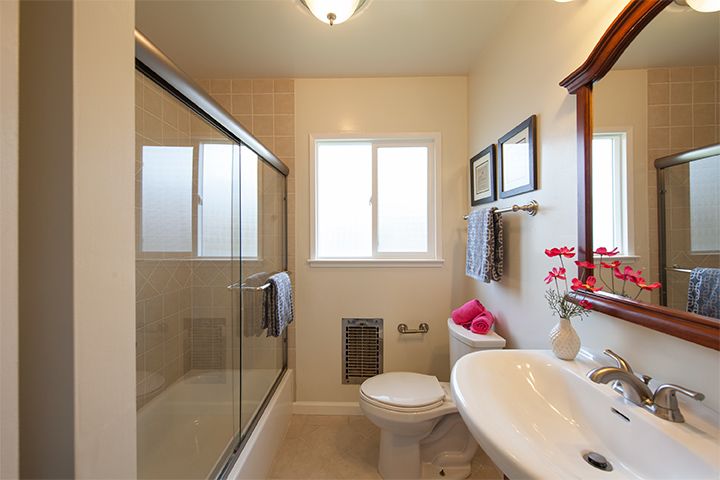 Bathroom 2 (B) Picture - 4897 Miramar Ave, San Jose 95129 Bathroom 2 (B) picture - 4897 Miramar Ave, San Jose 95129