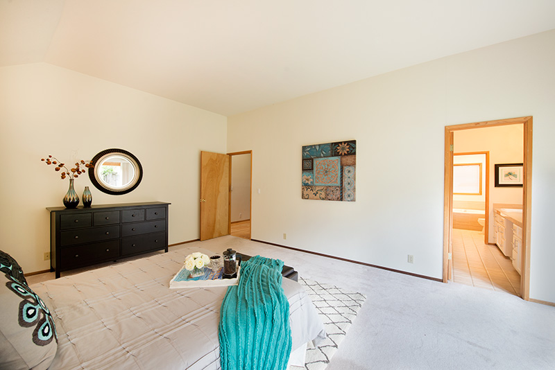 Master Bedroom (C) Picture - 1705 Orr Ct, Los Altos 94024 Master Bedroom (C) picture - 1705 Orr Ct, Los Altos 94024