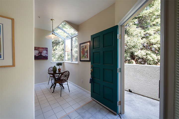 Entrance picture - 2585 Park Blvd, Unit Z204, Palo Alto 94306