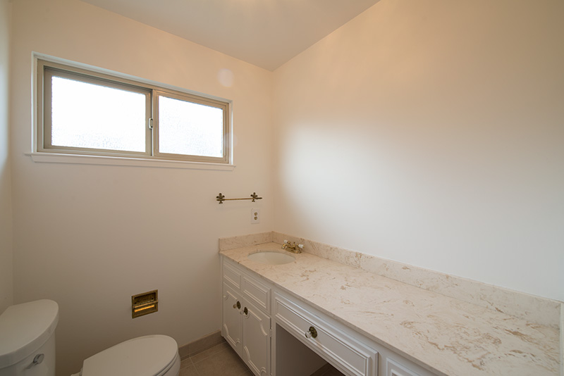 Half Bath picture - 2624 Ponce Ave, Belmont 94002