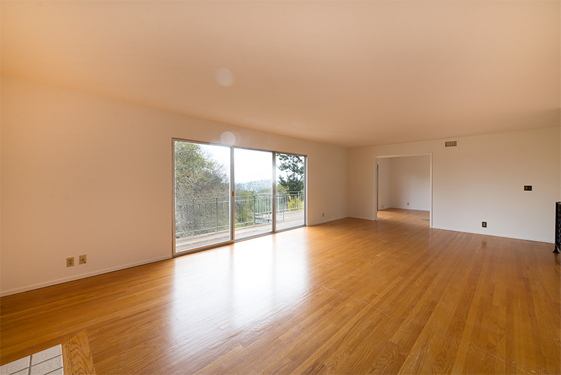 Living Room picture - 2624 Ponce Ave, Belmont 94002