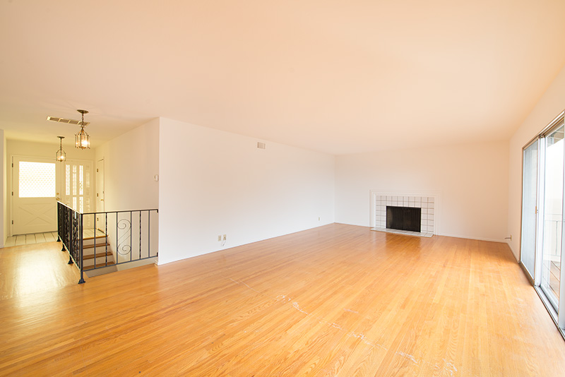 Living Room picture - 2624 Ponce Ave, Belmont 94002