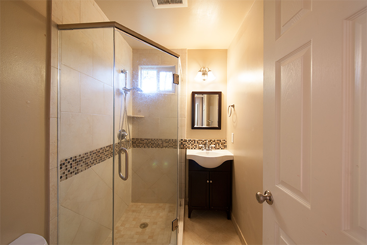 Master Bath picture - 1220 Priscilla Dr, San Jose 95129
