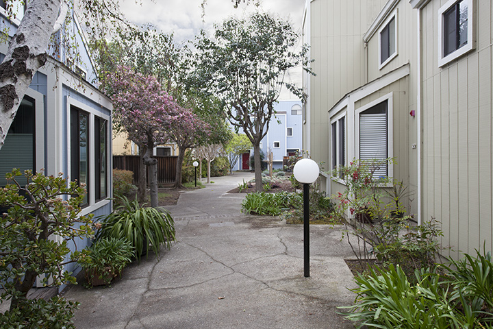 Approach (A) Picture - 221 Rengstorff Ave 19, Mountain View 94043 Approach (A) picture - 221 Rengstorff Ave 19, Mountain View 94043