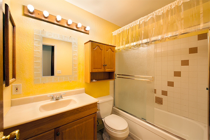 Bathroom 2 (A) picture - 934 S Wolfe Ave, Sunnyvale 94086