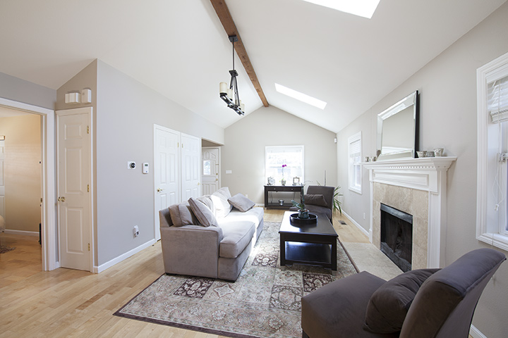Living Room (B) picture - 239 Sequoia Ave, Redwood City 94061