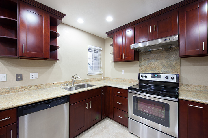 Kitchen - 2452 W Bayshore Rd, Unit 5, Palo Alto