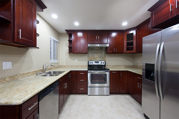 Kitchen picture - 2452 W Bayshore Rd, Unit 5, Palo Alto 94303