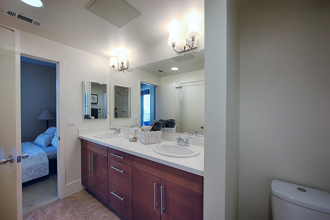 Bathroom 2 (B) Picture - 823 Altaire Walk, Palo Alto 94303 Bathroom 2 (B) picture - 823 Altaire Walk, Palo Alto 94303
