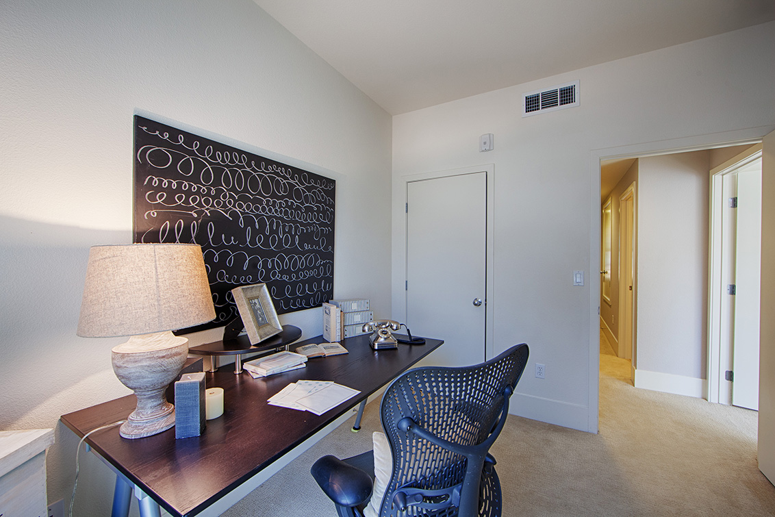Bedroom 3 (C) Picture - 823 Altaire Walk, Palo Alto 94303 Bedroom 3 (C) picture - 823 Altaire Walk, Palo Alto 94303