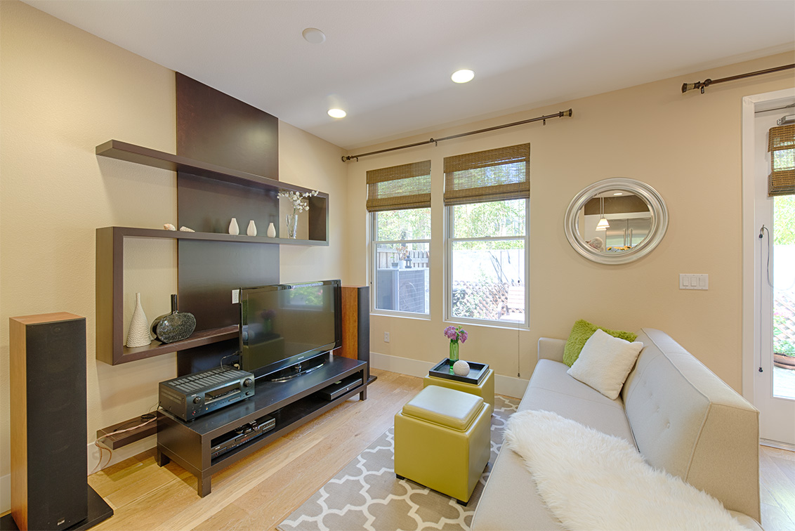 Family Area picture - 860 Altaire Walk, Palo Alto 94303
