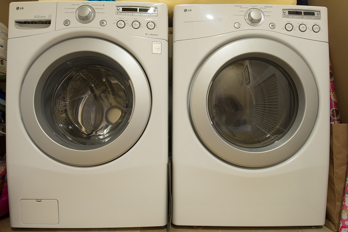 Laundry picture - 860 Altaire Walk, Palo Alto 94303