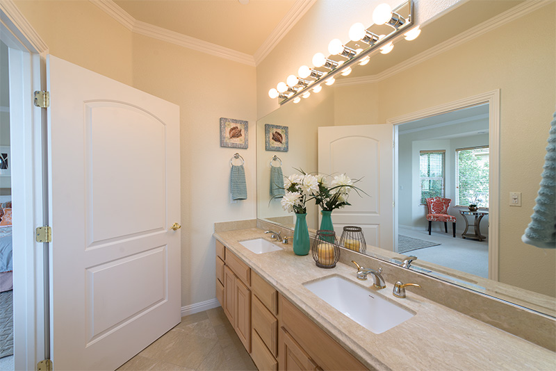 Master Bath (A) picture - 25 Amherst Ct, Menlo Park 94025