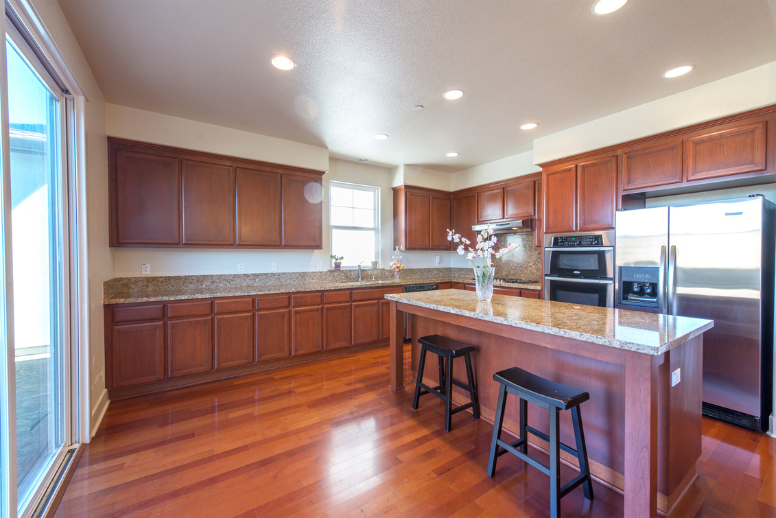 Kitchen Dining (A) picture - 223 Bayberry Cir, Pacifica 94044