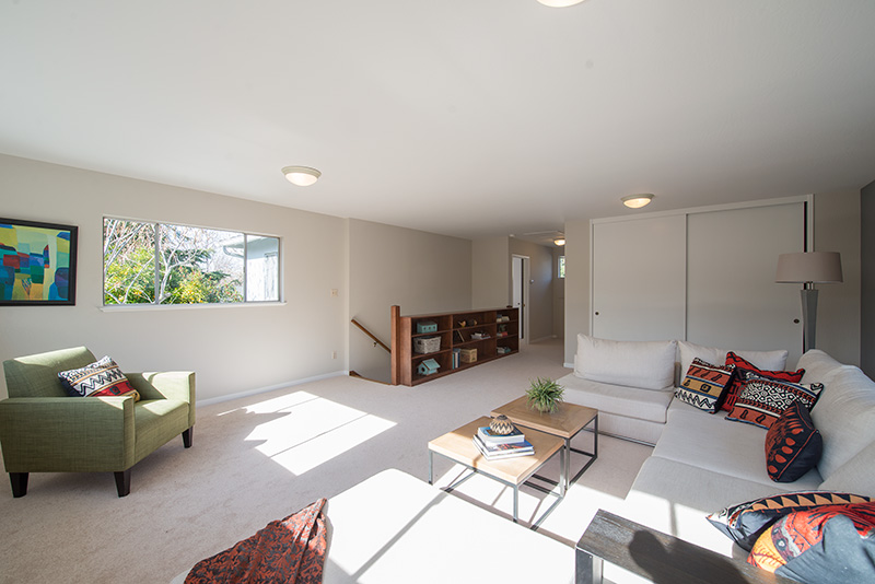 Family Room (C) Picture - 3320 Bryant St, Palo Alto 94306 Family Room (C) picture - 3320 Bryant St, Palo Alto 94306