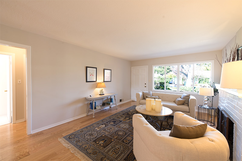Living Room (A) picture - 3320 Bryant St, Palo Alto 94306