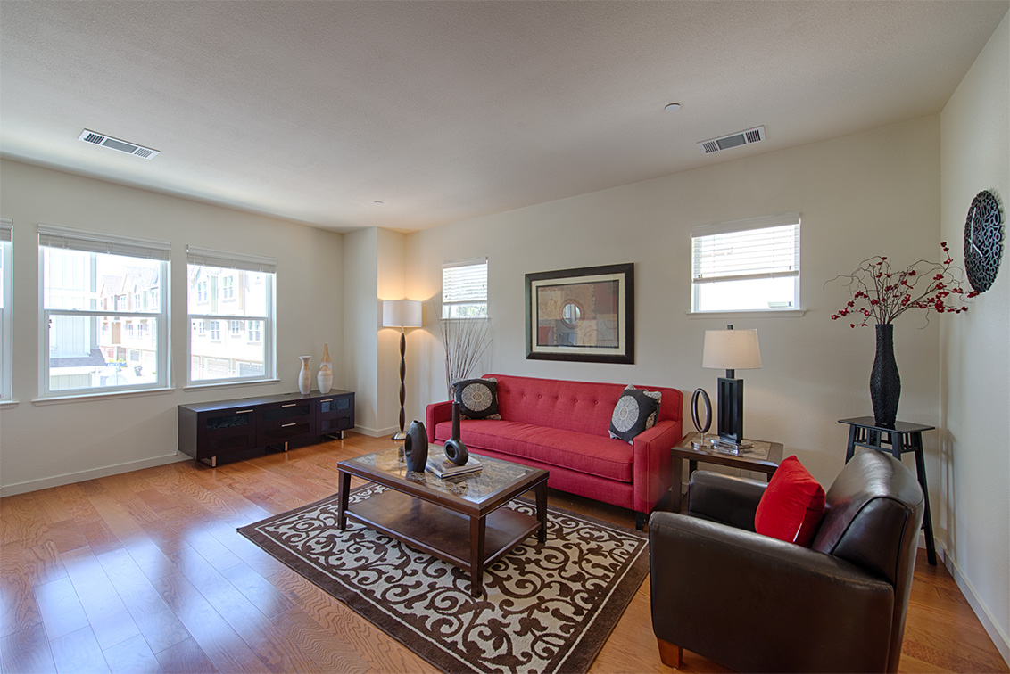 Living Room (A) picture - 1911 Cambridge Dr, Mountain View 94043
