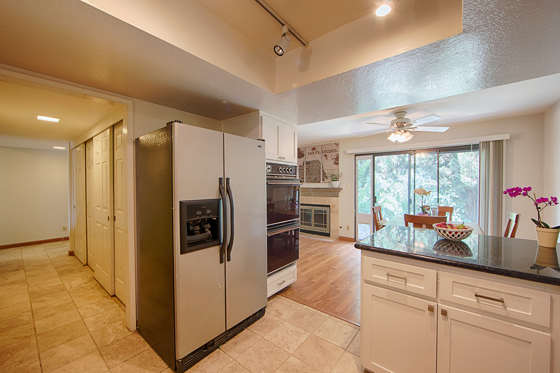 Kitchen (D) Picture - 1354 Dale Ave 13, Mountain View 94040 Kitchen (D) picture - 1354 Dale Ave 13, Mountain View 94040