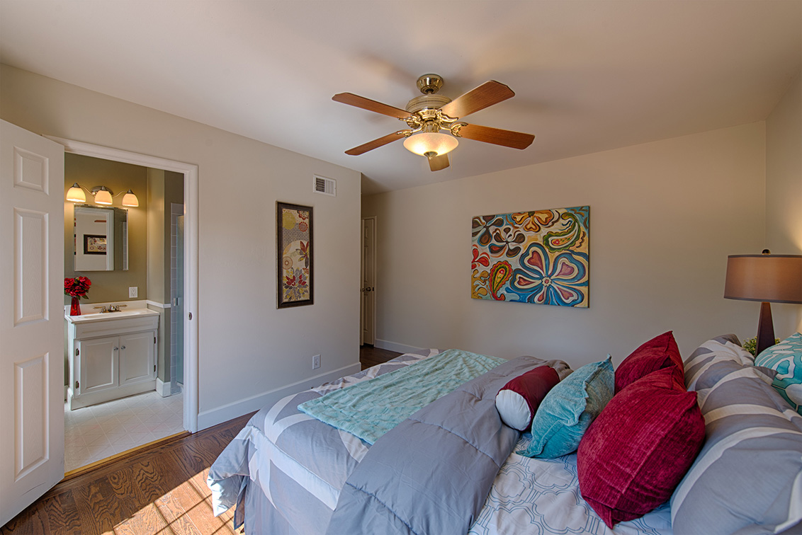 Master Bedroom (B) picture - 1932 Foxworthy Ave, San Jose 95124