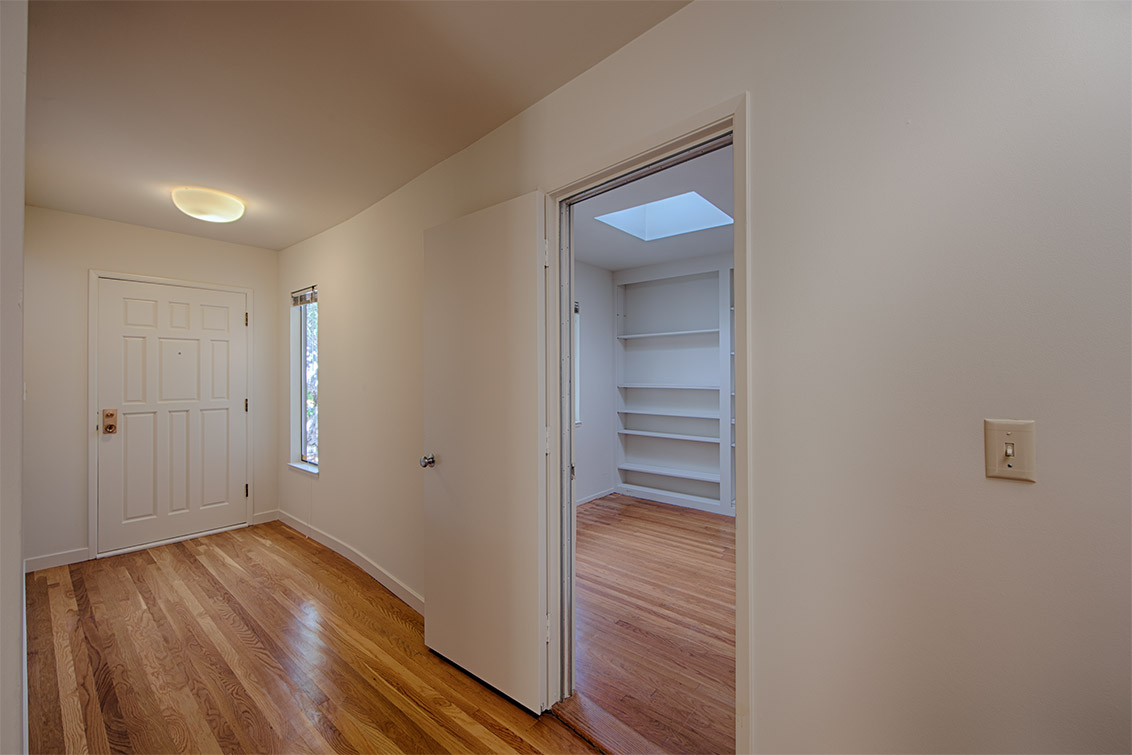 Entrance picture - 524 Gerona Rd, Stanford 94305