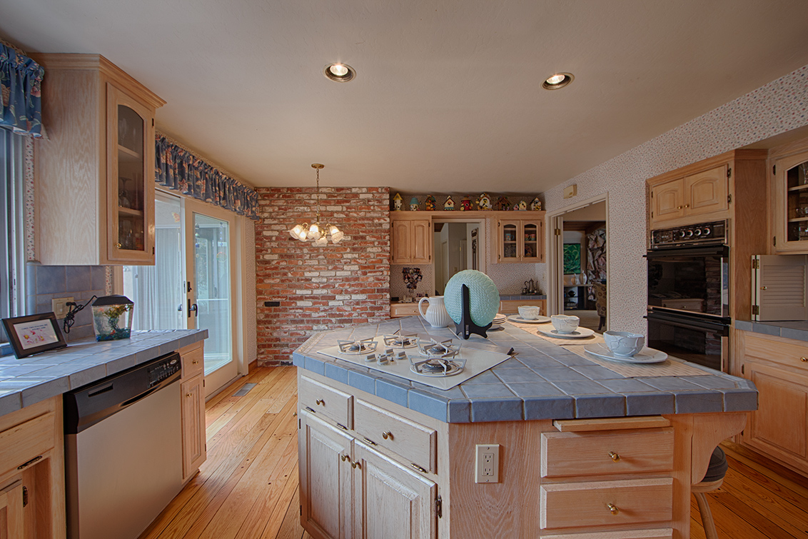 Kitchen (C) Picture - 20802 Hillmoor Dr, Saratoga 95070 Kitchen (C) picture - 20802 Hillmoor Dr, Saratoga 95070