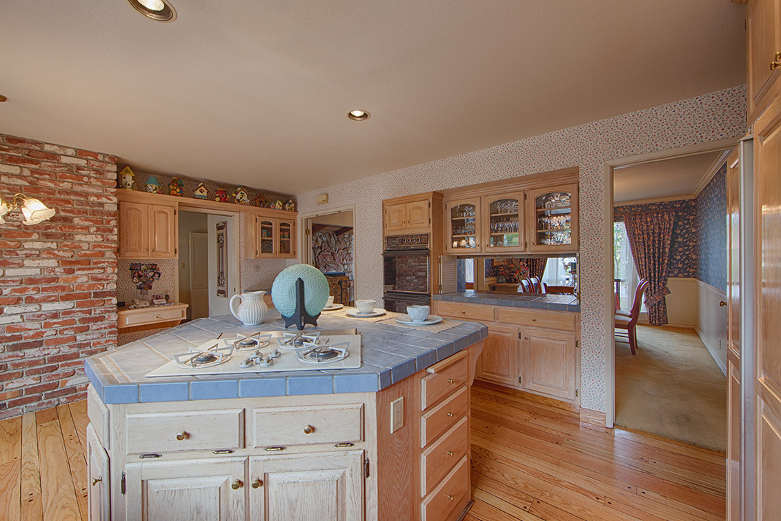 Kitchen (D) Picture - 20802 Hillmoor Dr, Saratoga 95070 Kitchen (D) picture - 20802 Hillmoor Dr, Saratoga 95070