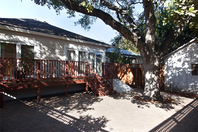 Backyard (B) picture - 424 Homer Ave, Palo Alto 94301