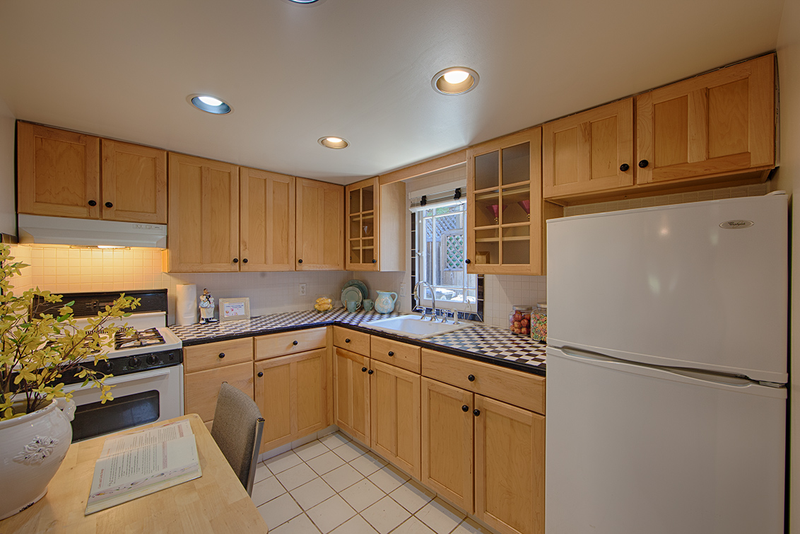 Downstairs Kitchen picture - 1321 Hopkins Ave, Palo Alto 94301