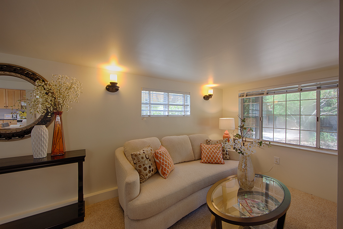 Downstairs Living Room picture - 1321 Hopkins Ave, Palo Alto 94301