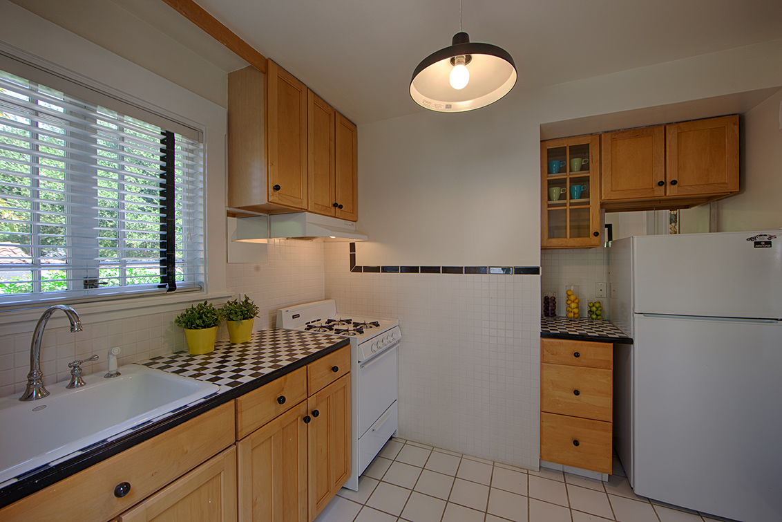 Upstairs Kitchen picture - 1321 Hopkins Ave, Palo Alto 94301