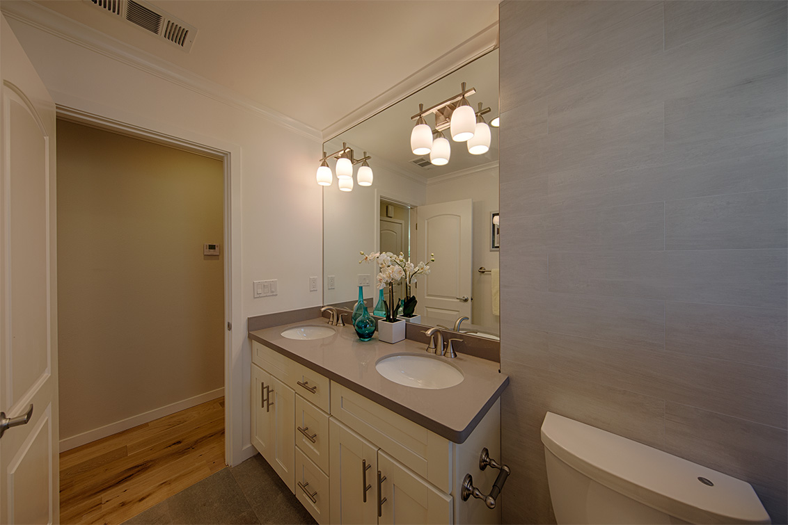 Bathroom 2 (C) Picture - 7778 Lilac Way, Cupertino 95014 Bathroom 2 (C) picture - 7778 Lilac Way, Cupertino 95014