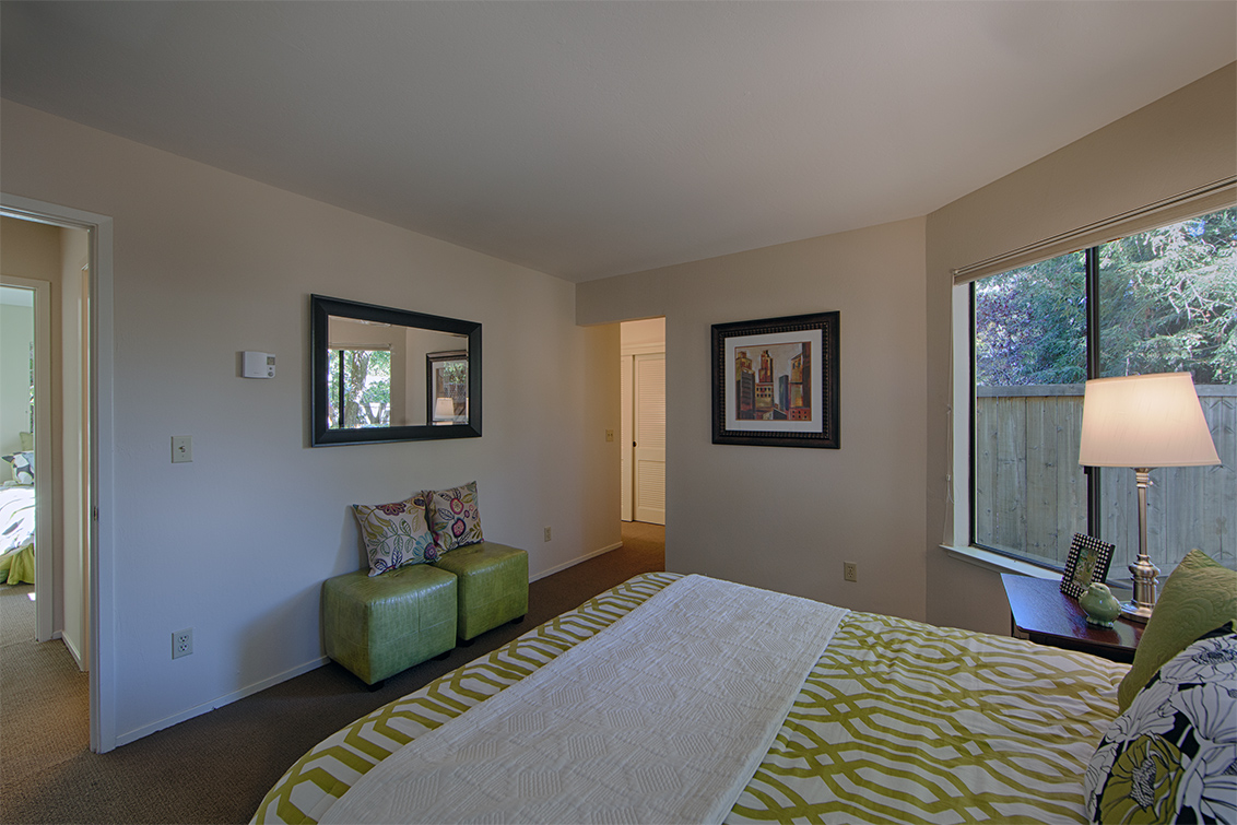 Master Bedroom (B) picture - 620 Mariposa Ave 3, Mountain View 94041