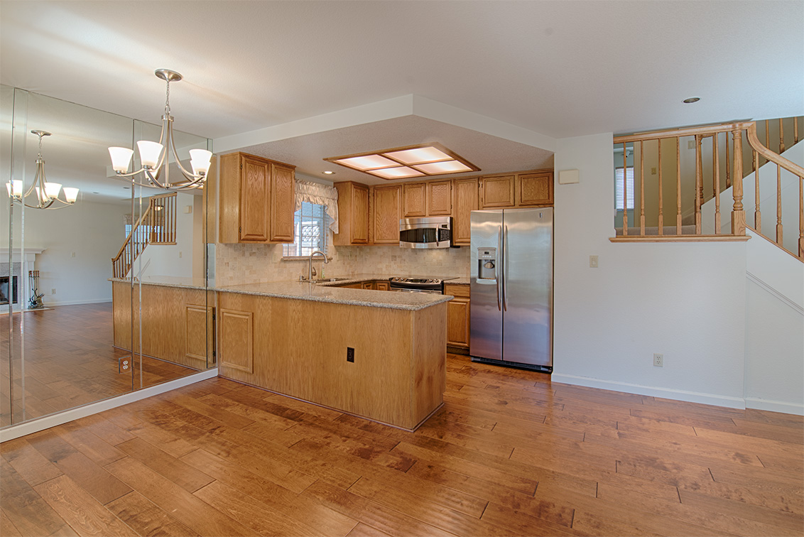 Dining Kitchen (A) picture - 1816 Park Vista Cir, Santa Clara 95050