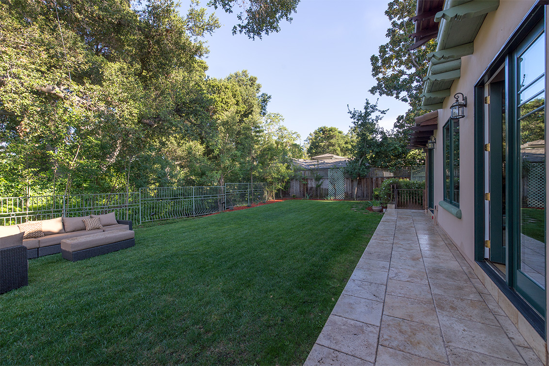 Backyard (A) picture - 881 Parma Way, Los Altos 94024