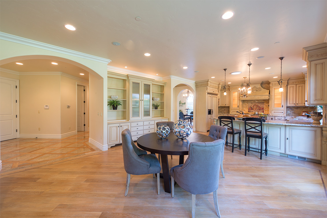 Breakfast Area (A) picture - 881 Parma Way, Los Altos 94024