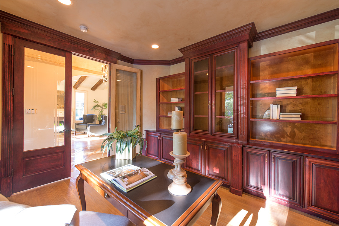 Den (D) Picture - 881 Parma Way, Los Altos 94024 Den (D) picture - 881 Parma Way, Los Altos 94024